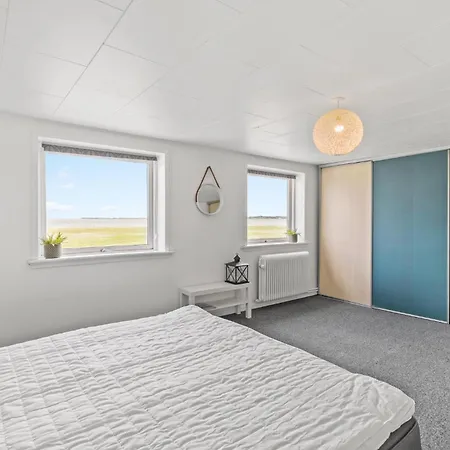 In With House Sea View * Logstor